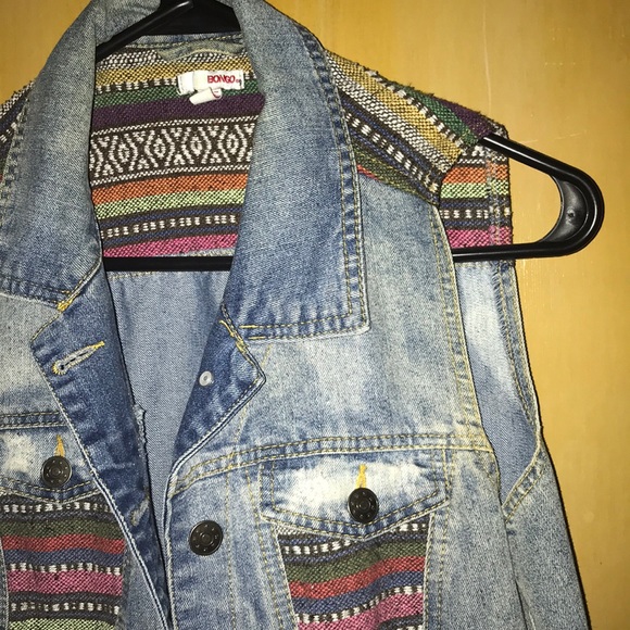 Aztec pattern JeanJacket - Picture 2 of 5